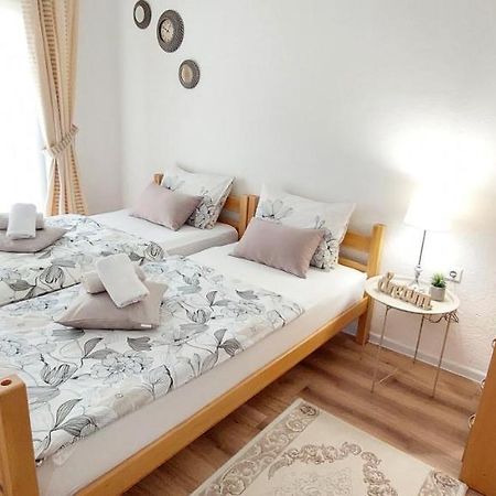 Mb Deluxe Apartment Visoko Buitenkant foto