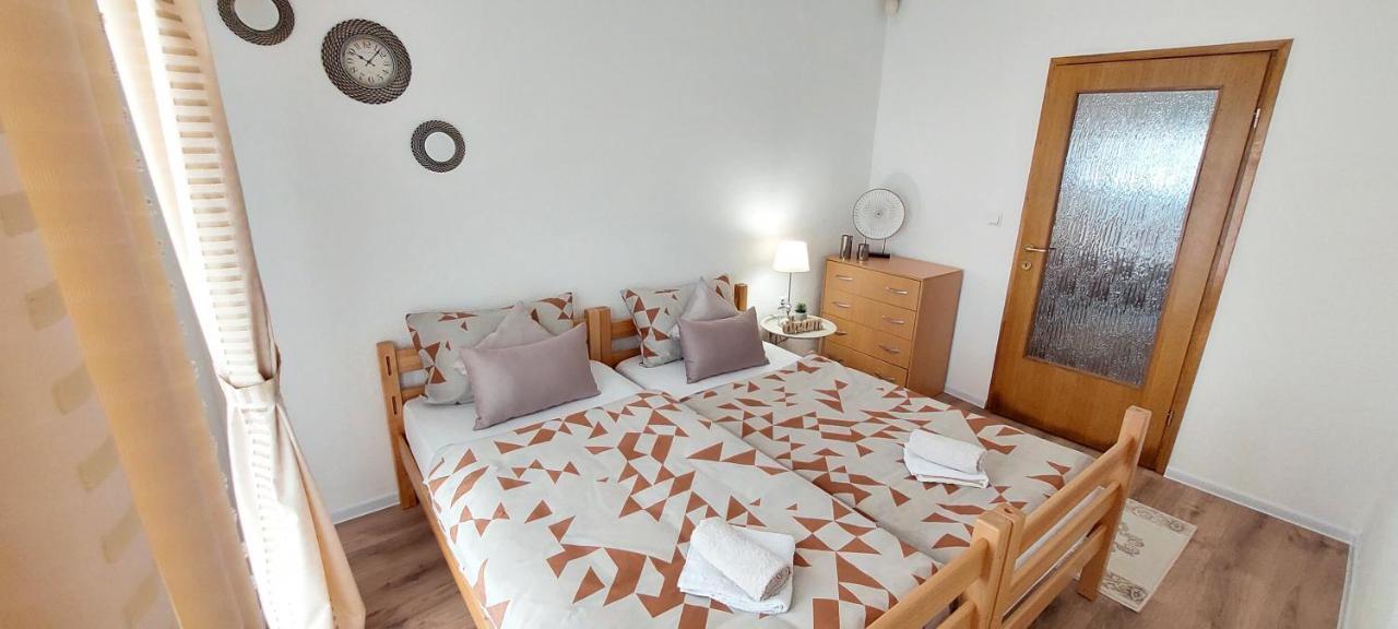 Mb Deluxe Apartment Visoko Buitenkant foto
