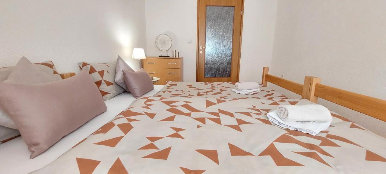 Mb Deluxe Apartment Visoko Buitenkant foto