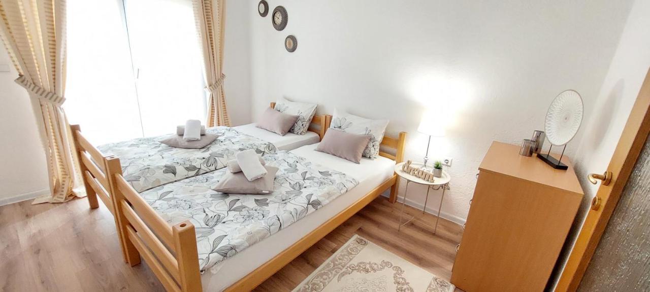 Mb Deluxe Apartment Visoko Buitenkant foto