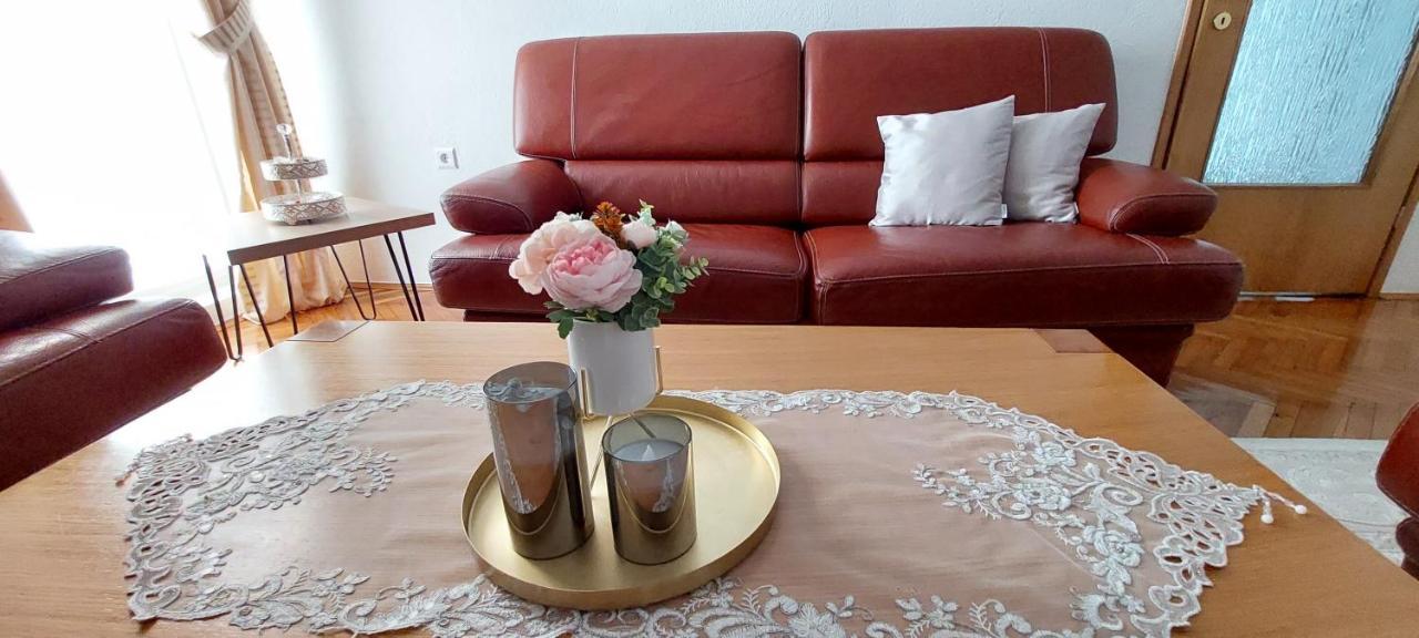 Mb Deluxe Apartment Visoko Buitenkant foto