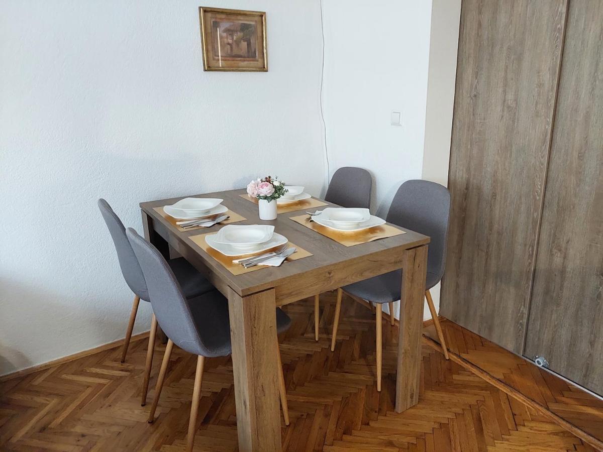 Mb Deluxe Apartment Visoko Buitenkant foto