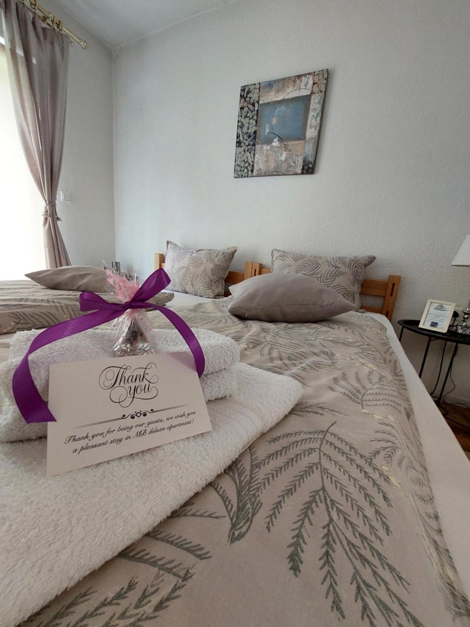 Mb Deluxe Apartment Visoko Buitenkant foto